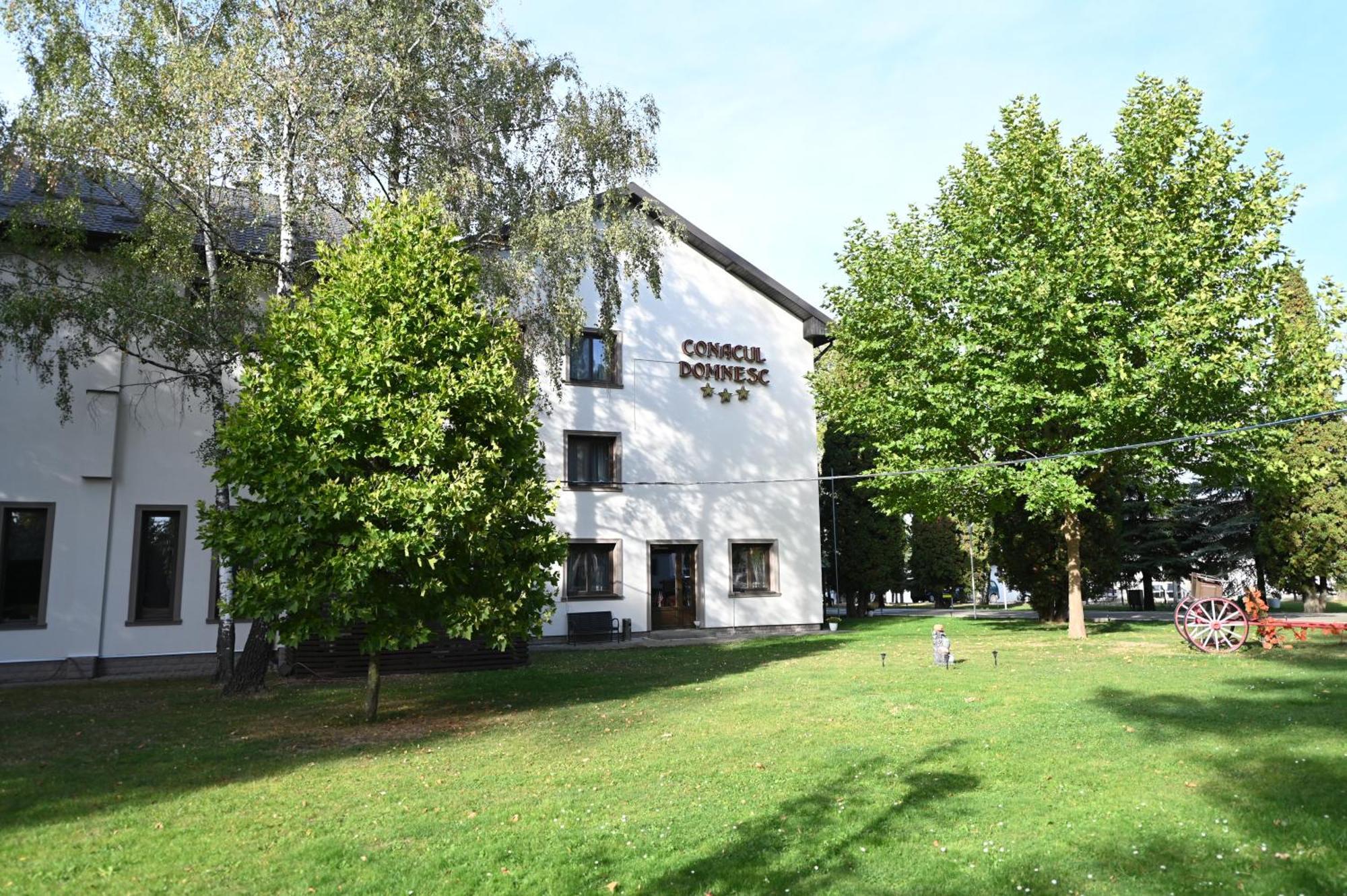 Conacul Domnesc Hotel Scheia Exterior foto