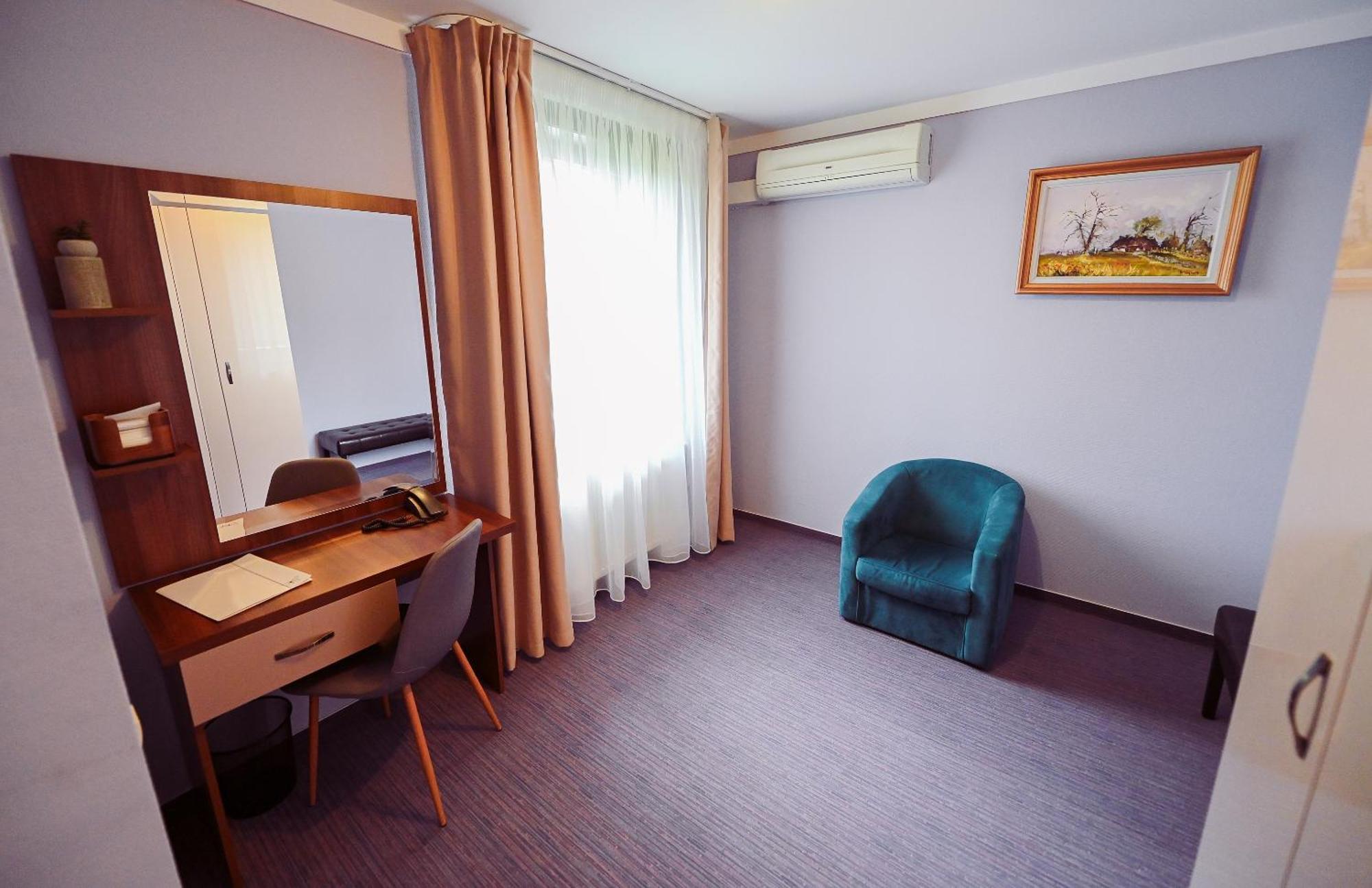 Conacul Domnesc Hotel Scheia Exterior foto